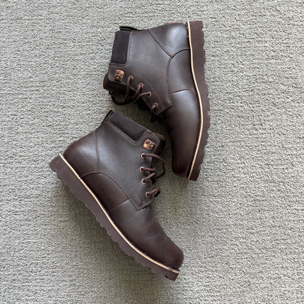 UGG Men's Dark Brown Waterproof Boots - Picture 6 of 7